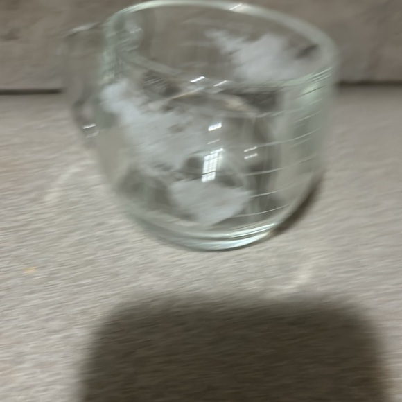 EUC 8 oz Nestle world mug with handle clear 3” depth 4” with handle 3” circum - Picture 2 of 7